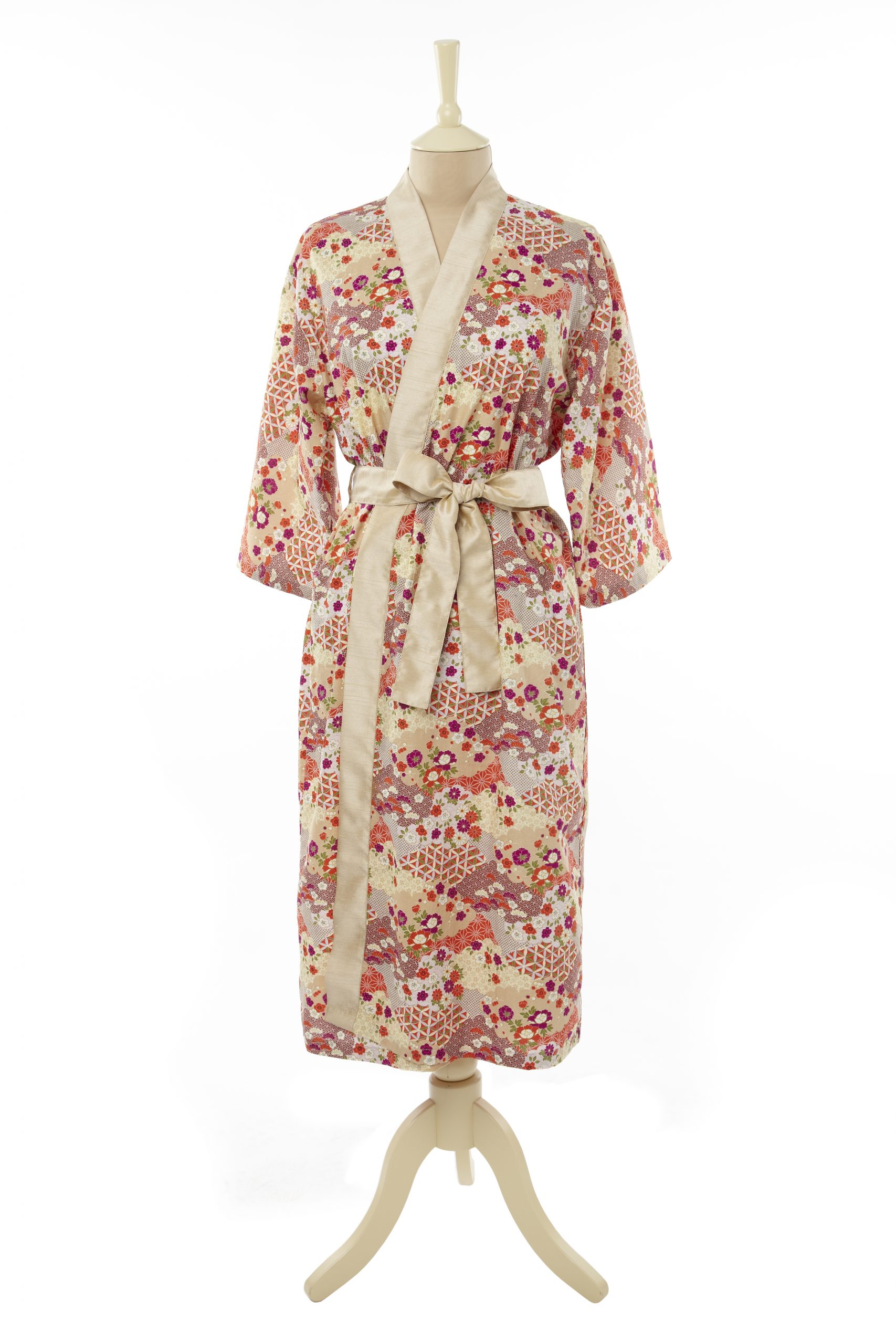 Keiko Uchida - Kimono gown, £160 - WeAreTheCity | Information ...