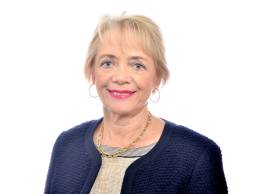 Photograph to Susan Vinnicombe